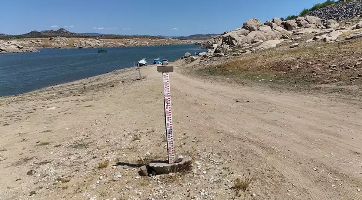 Türkiyədə içməli su böhranı: Doluluq səviyyəsi 8 faizə düşdü (FOTO)